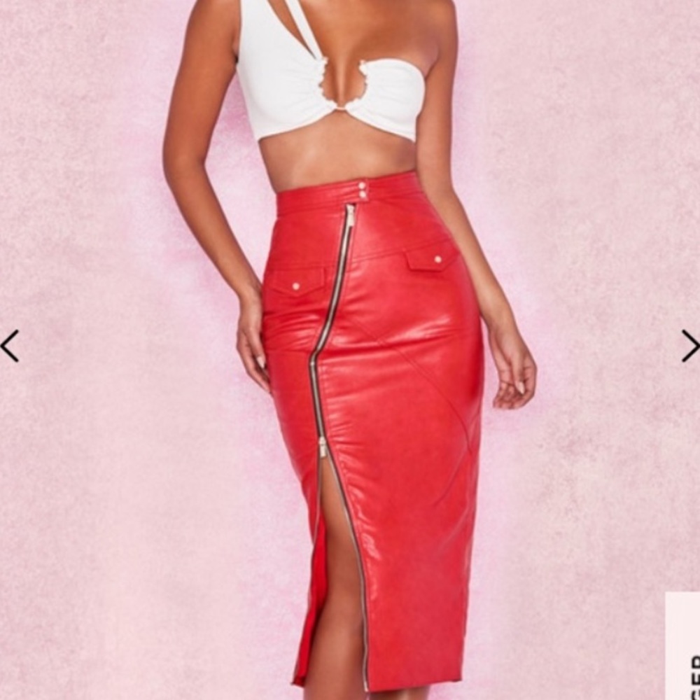 BWT HOUSE OF CB LEATHER SKIRT SIZE XS ARIELLA